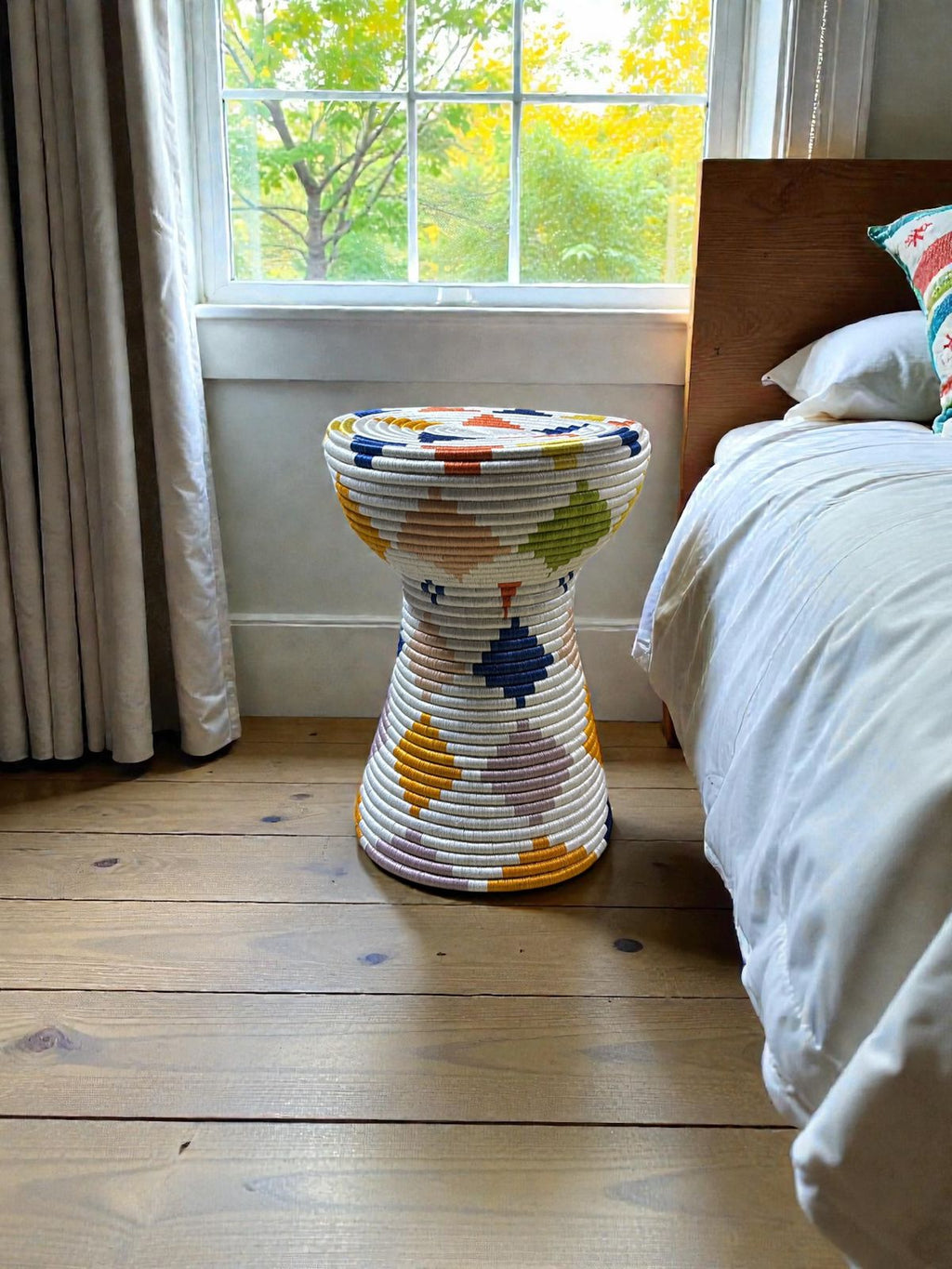 Kiti Stool Colored