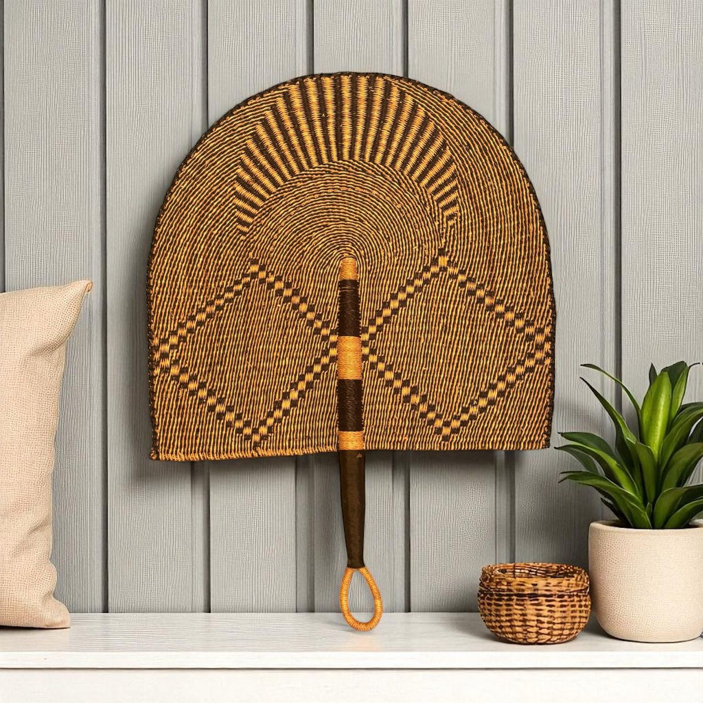 Pumzi Fans (Large) Black