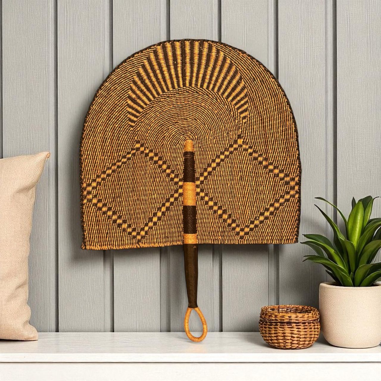 Pumzi Fans (Large) Black