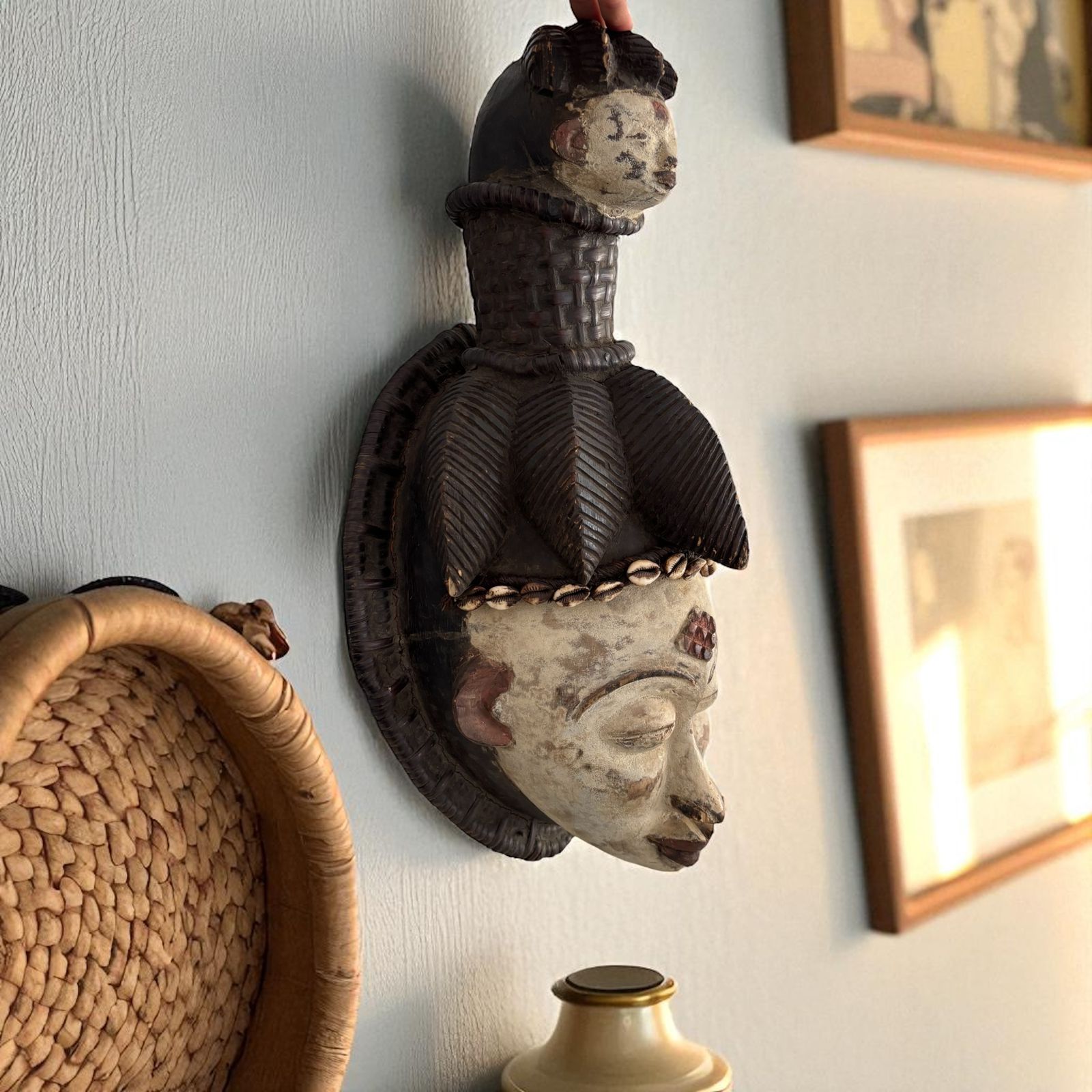 Mask Punu – White Serenity