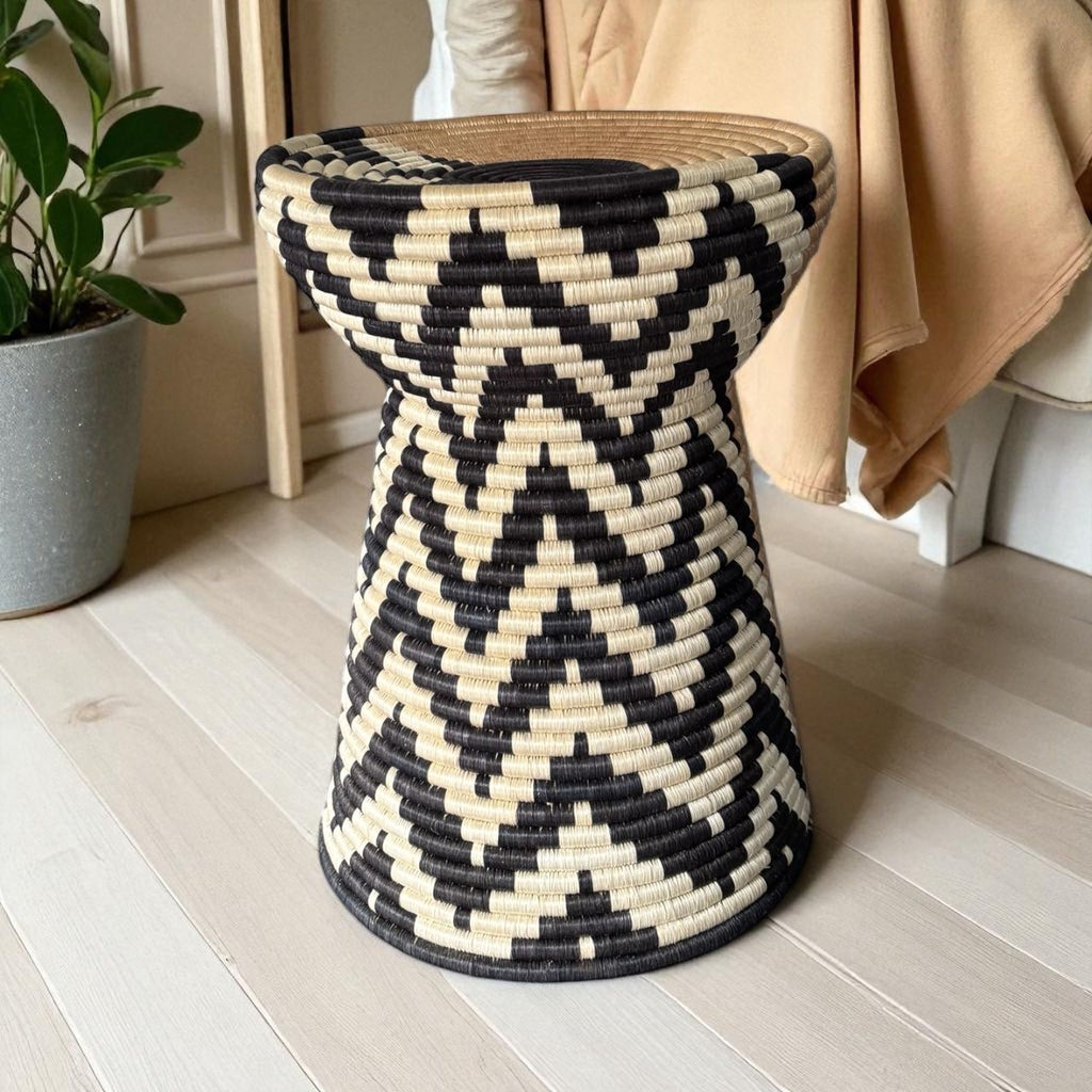 Kiti Stool